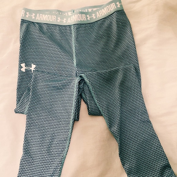 Blue and teal patterned under armor leggings - Picture 1 of 3